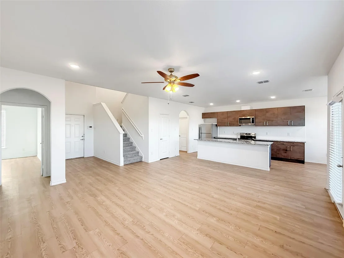 Photo of 6541 Road 5503