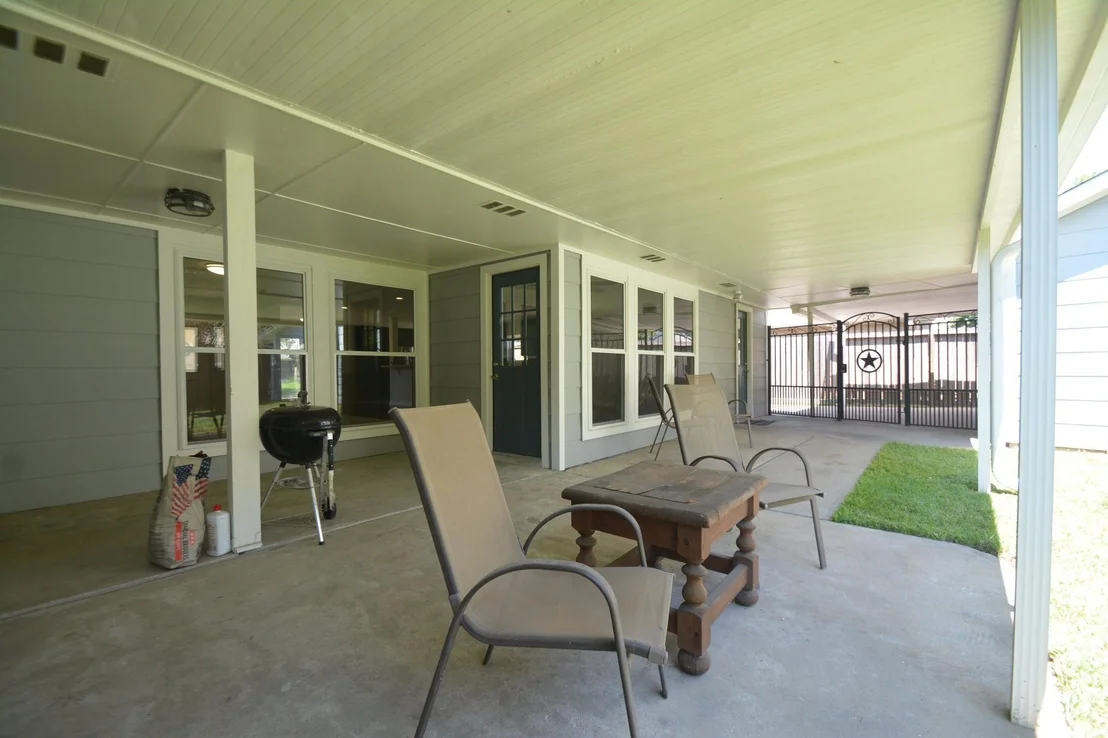 Photo of 2906 Shadowdale Drive