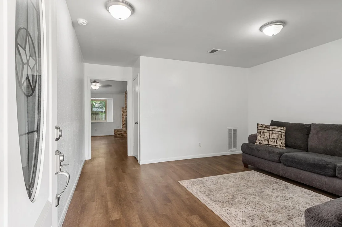 Photo of 9726 John Bank Drive