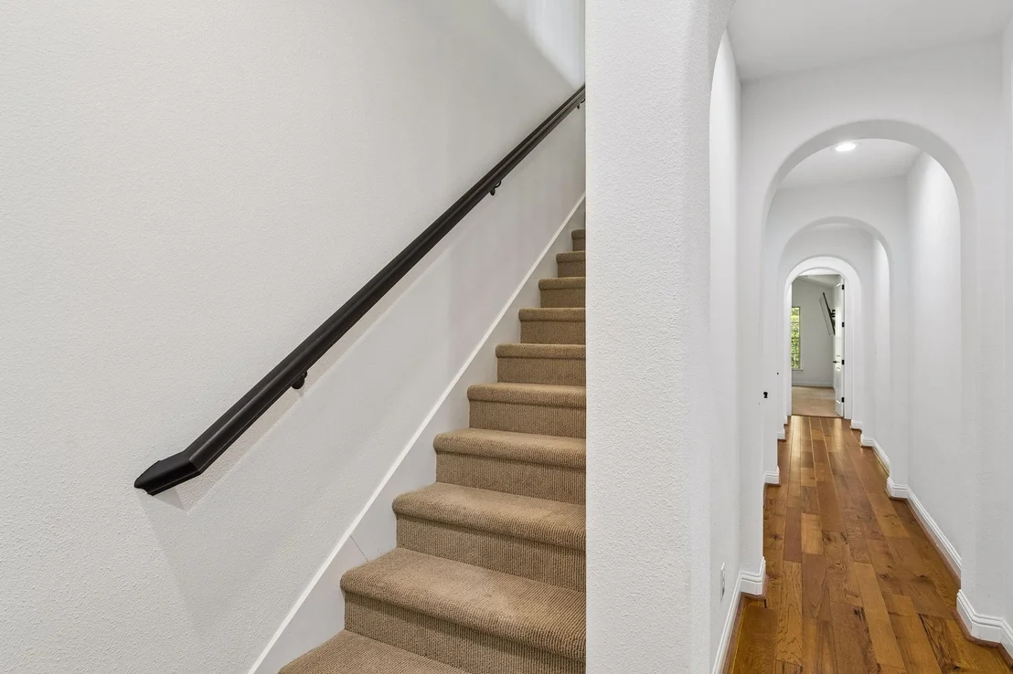 Photo of 14 Woodglade Way