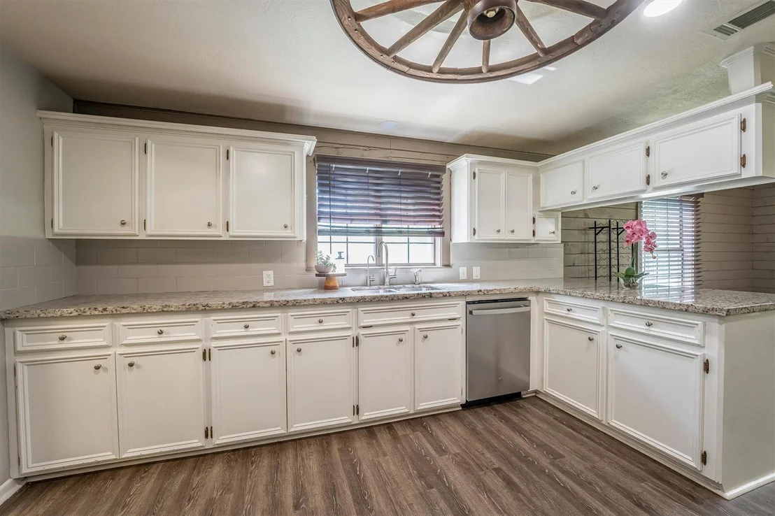 Photo of 12049 Clark Lane