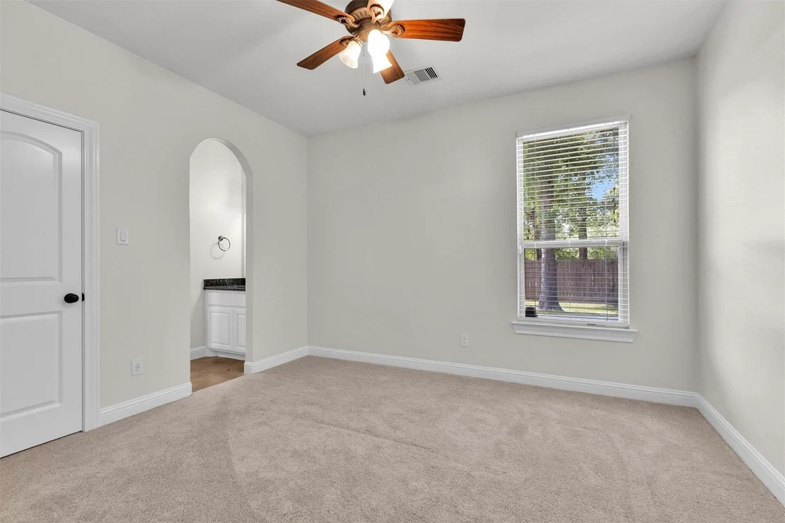 Photo of 11498 Oak Springs Drive