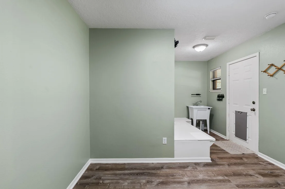 Photo of 129 Pine Valley Drive