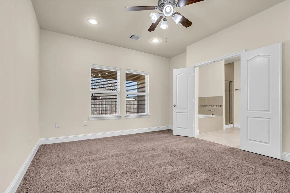 Photo of 323 Texas Avenue