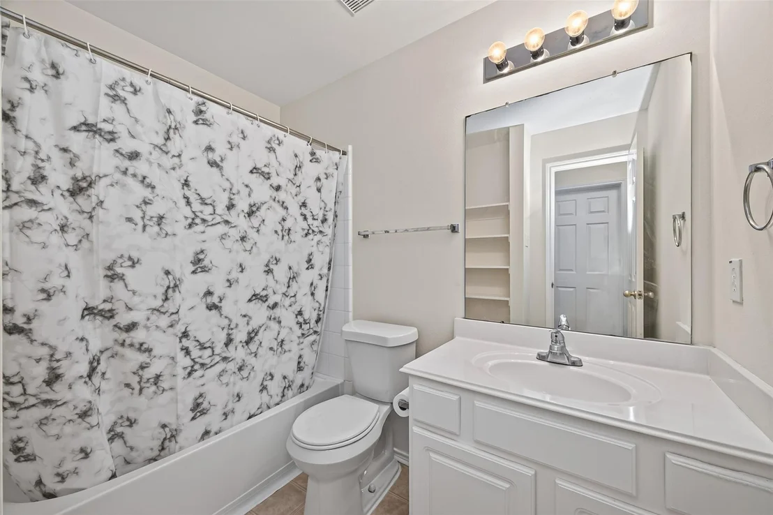 Photo of 2111 Laurel Arbor Drive