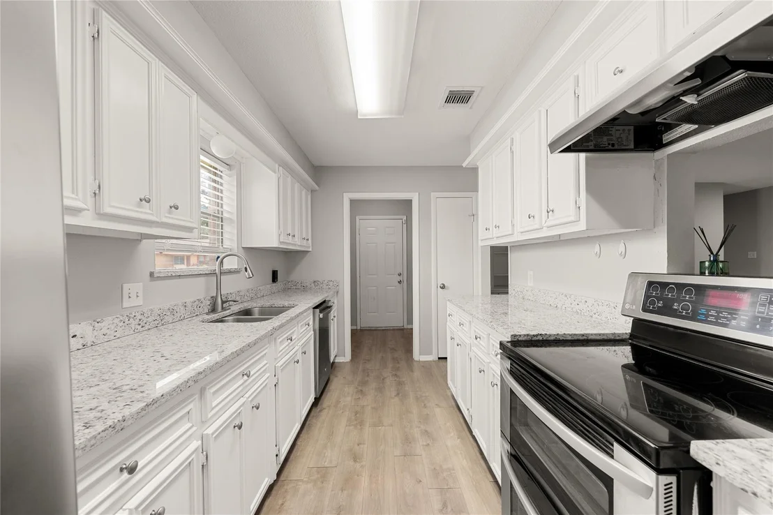 Photo of 6602 Fallengate Drive