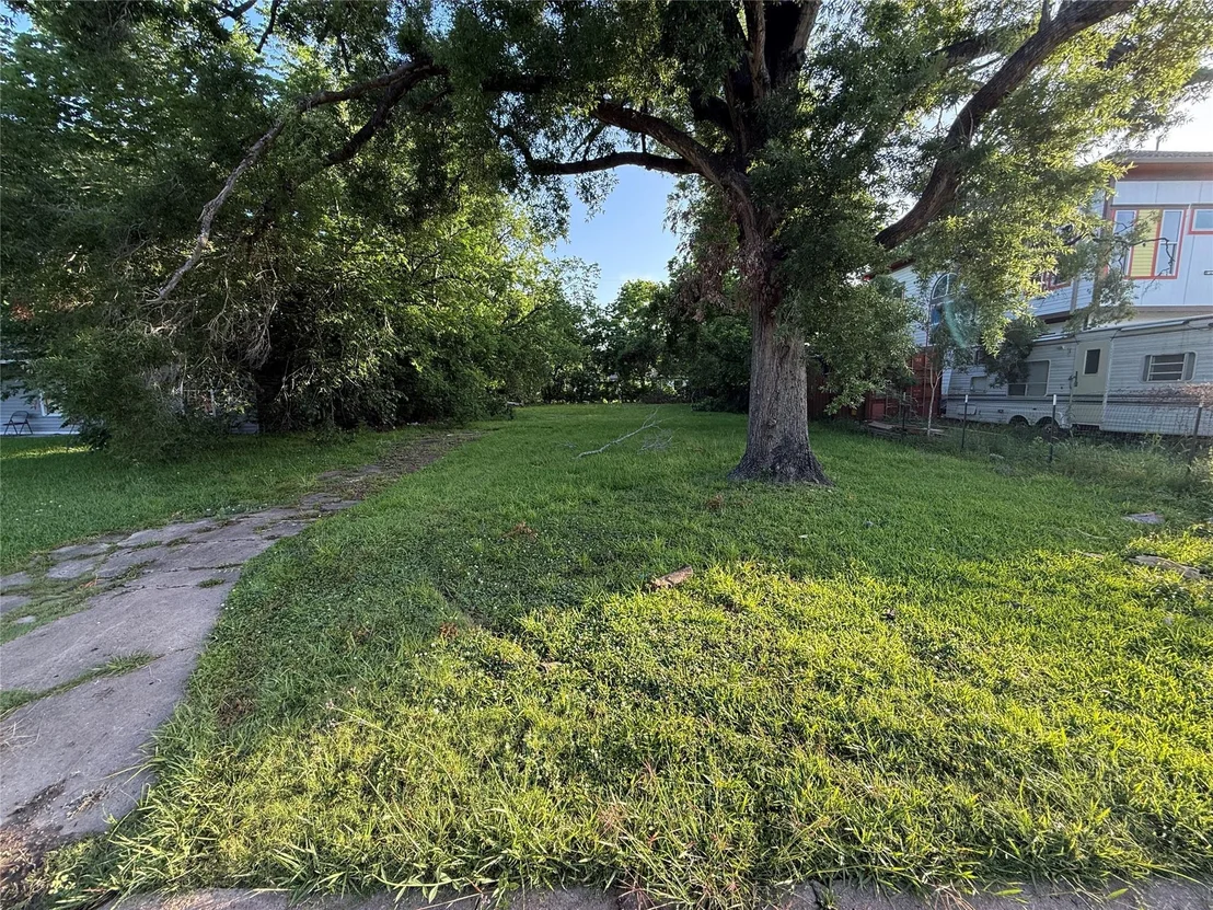 Photo of 5307 Willow Glen Drive