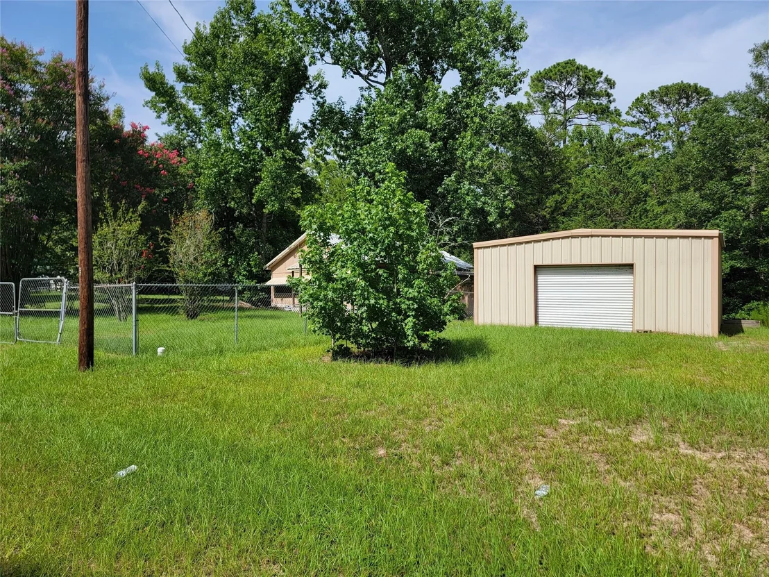Photo of 156 White Oak Circle