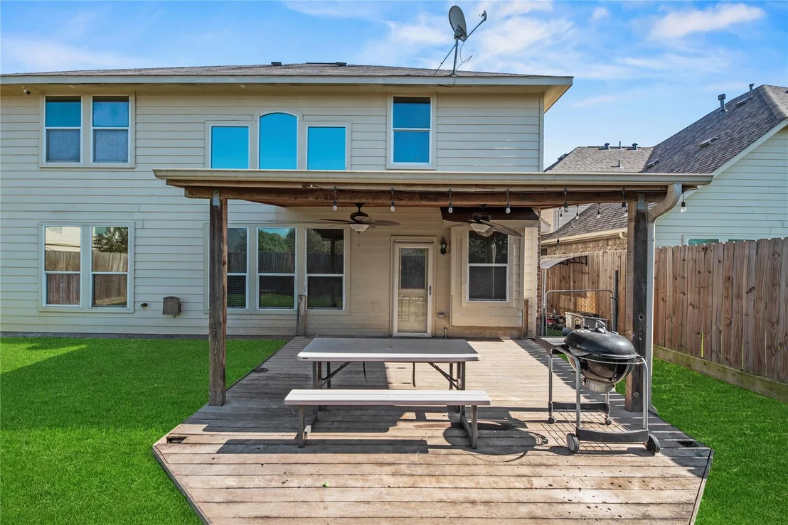 Photo of 24402 Lakecrest Bend Drive