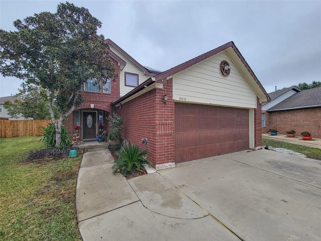 Photo of 19910 Willowbrook Drive