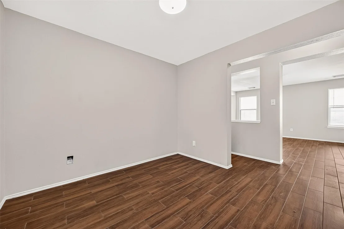 Photo of 12926 Valleygate Lane
