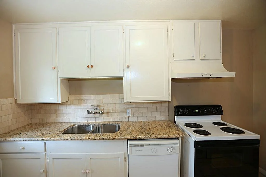 Photo of 1618 Chippendale Road