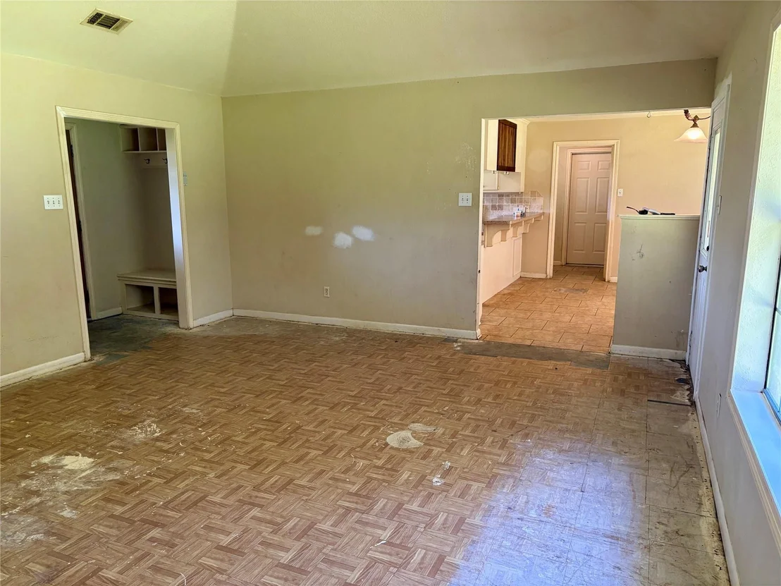 Photo of 8874 Spring Woods Drive