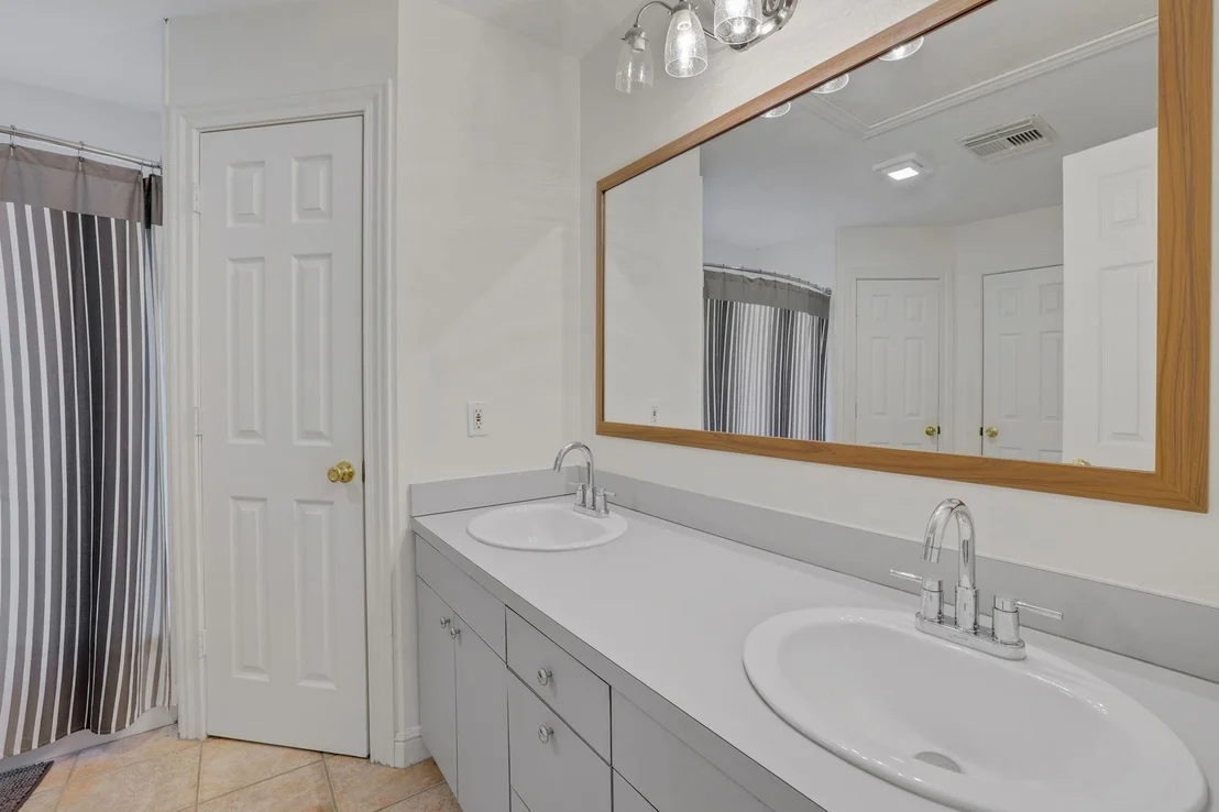 Photo of 701 Lakeview Estates Drive