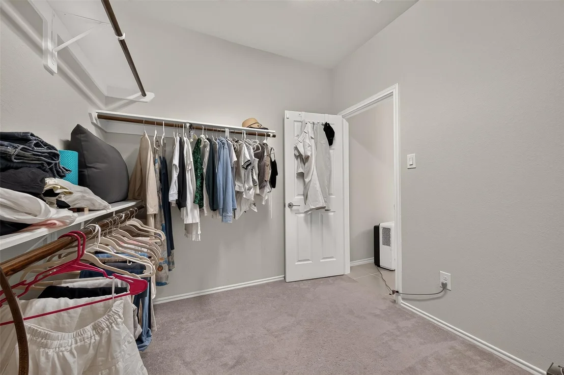 Photo of 8659 Cedardale Park Drive