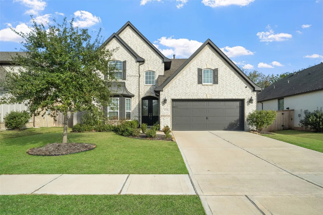 Photo of 4918 Bent Tree Drive