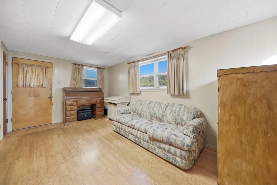 Photo of 1006 Top Hill Drive