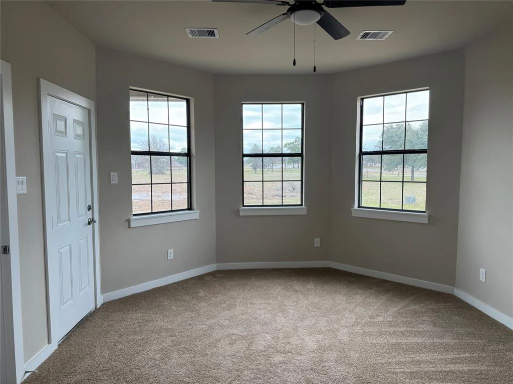 Photo of 20 Meadow Lake