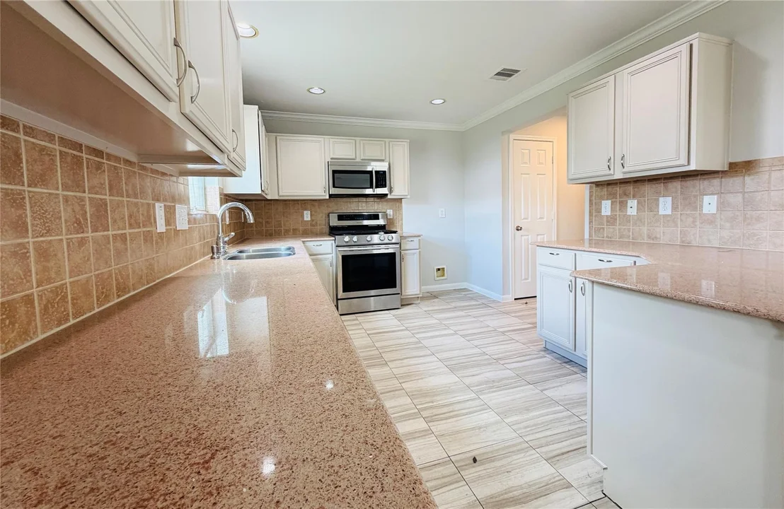 Photo of 18122 Rexine Lane