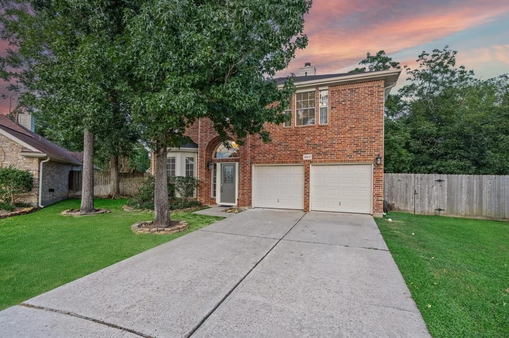 Photo of 3307 La Seine Lane