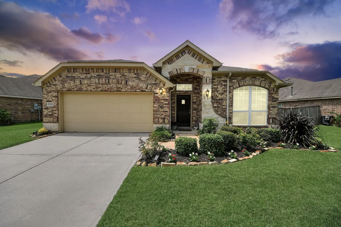 Photo of 13715 Madera Bend Lane