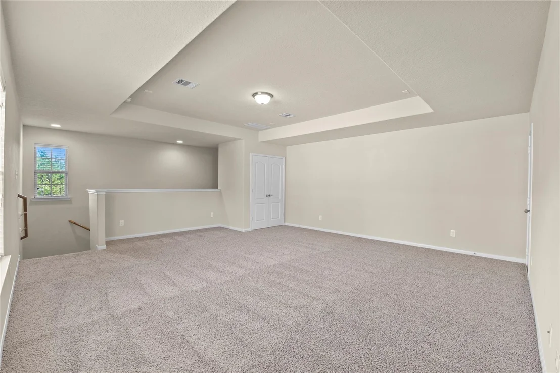 Photo of 39 Butternut Grove Place
