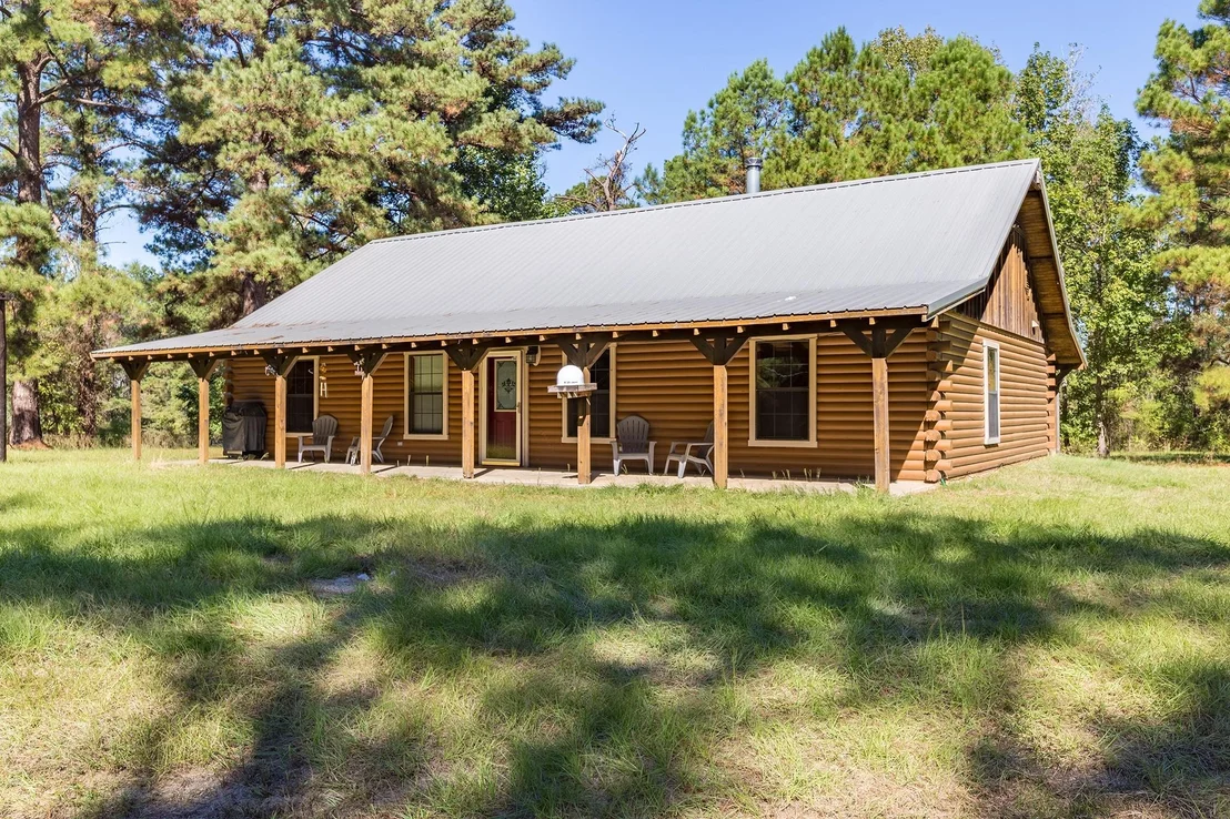 Photo of 1152 Loving Road