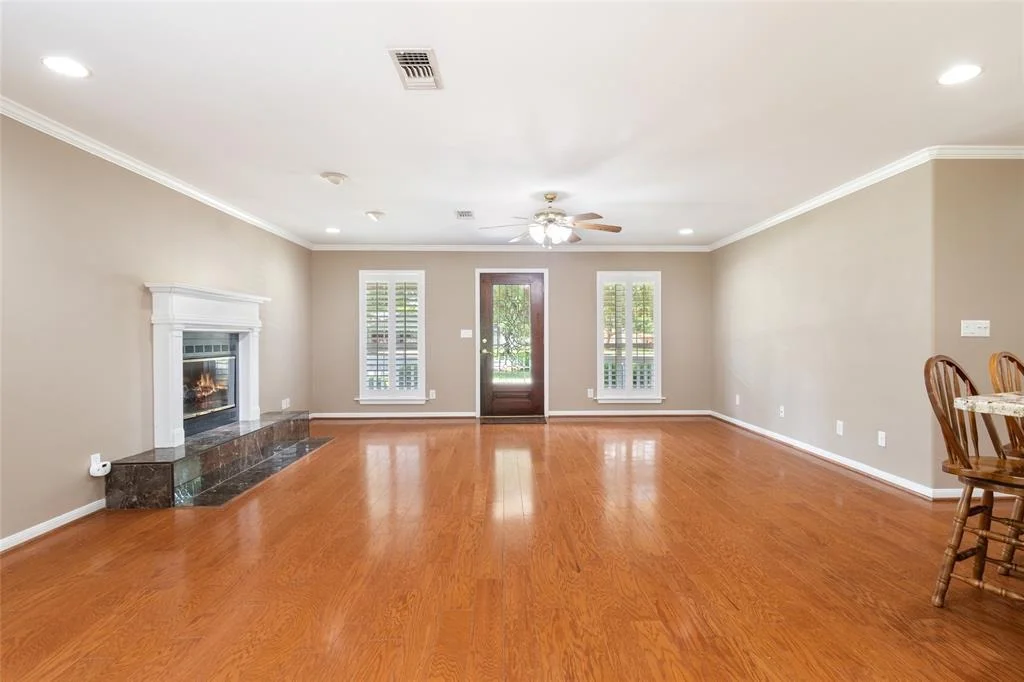 Photo of 90 Westwood Drive E