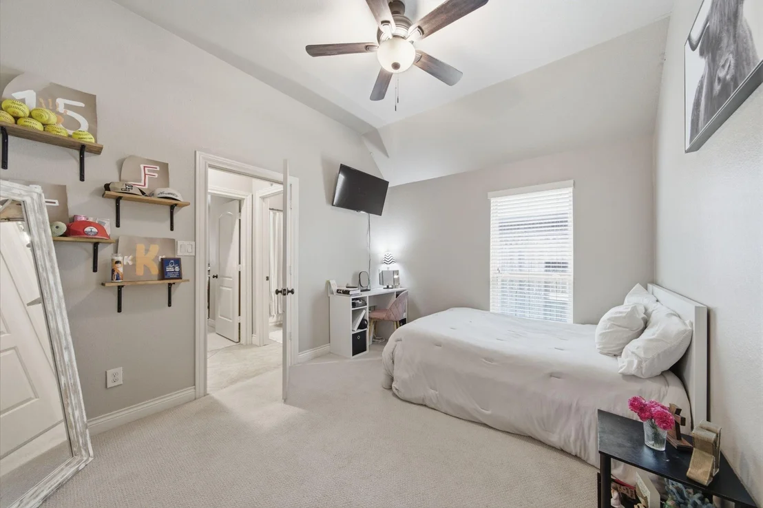 Photo of 28714 Havenport Drive