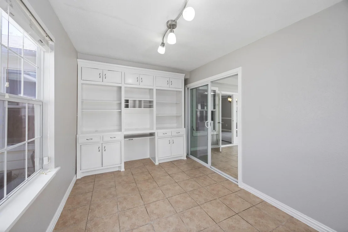 Photo of 18903 S Wimbledon Drive