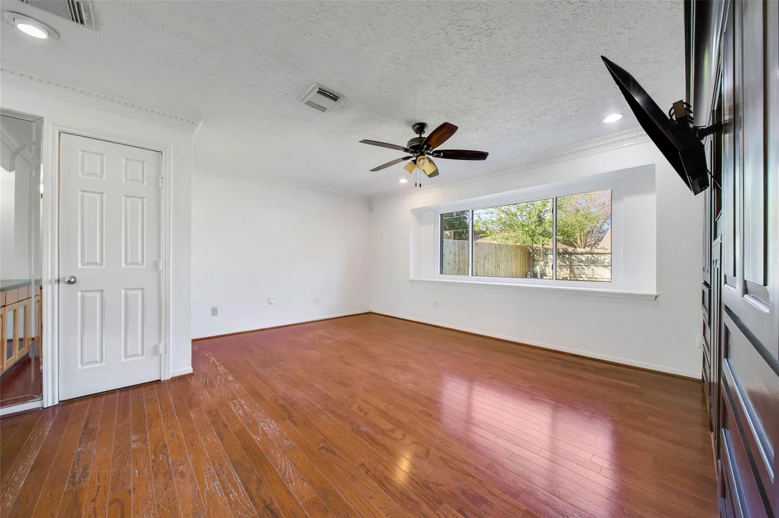 Photo of 6234 Leaf Arbor Drive