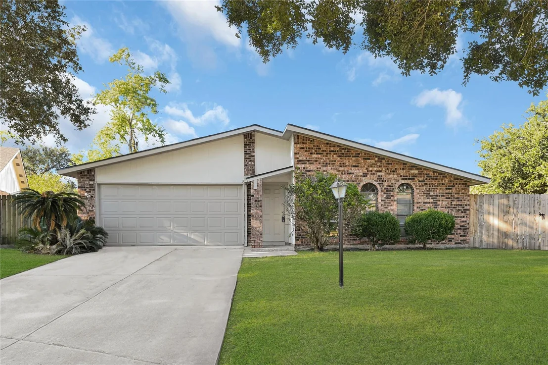 Photo of 15802 Ironfork Drive
