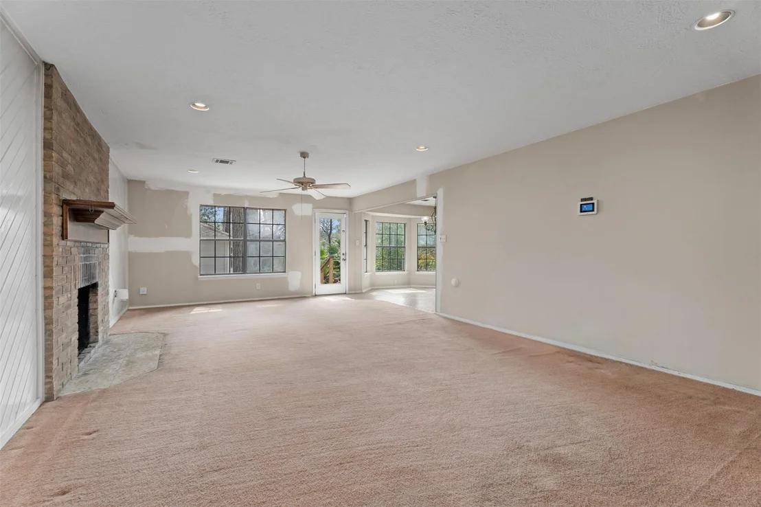 Photo of 2322 Shadow Glen