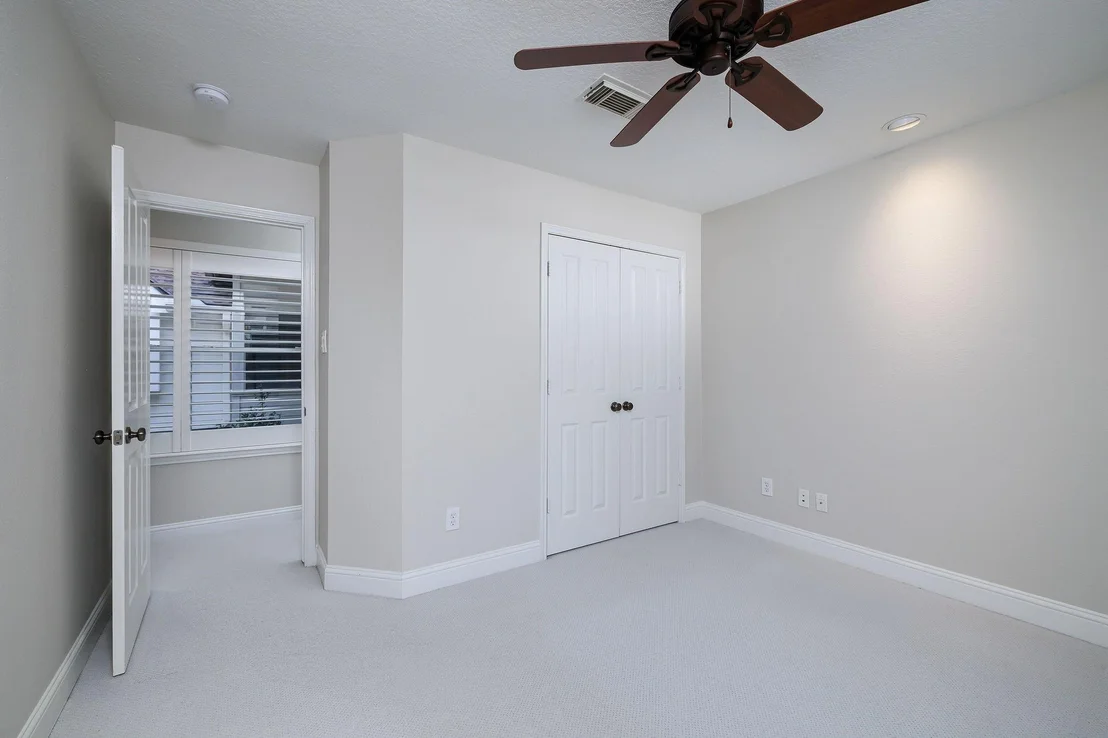 Photo of 18 Doeskin Place
