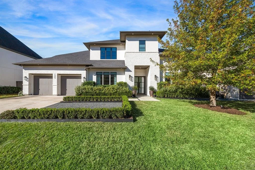 Photo of 1509 Glourie Drive