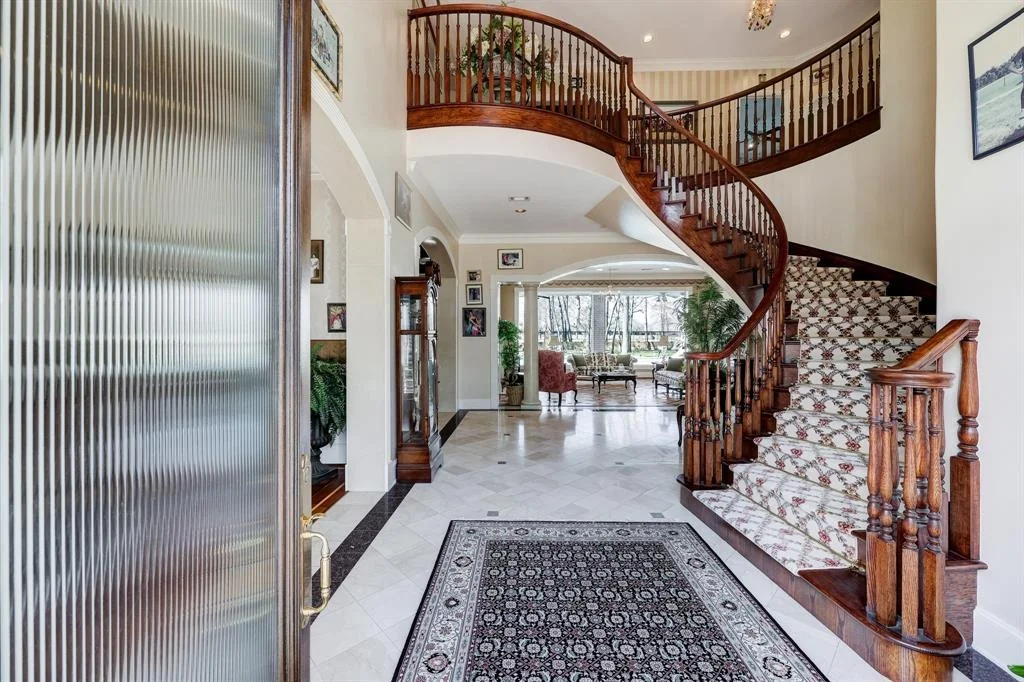 Photo of 25 Beacon Hill
