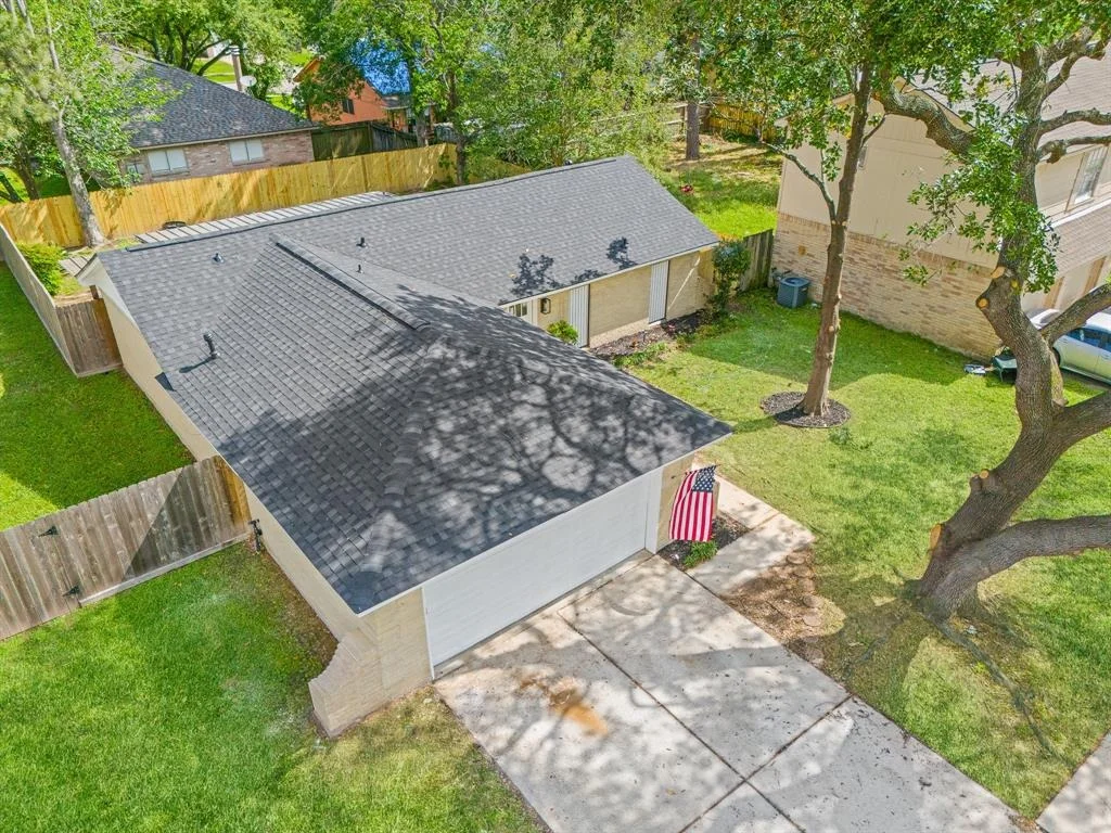 Photo of 11115 Maple Rock Drive