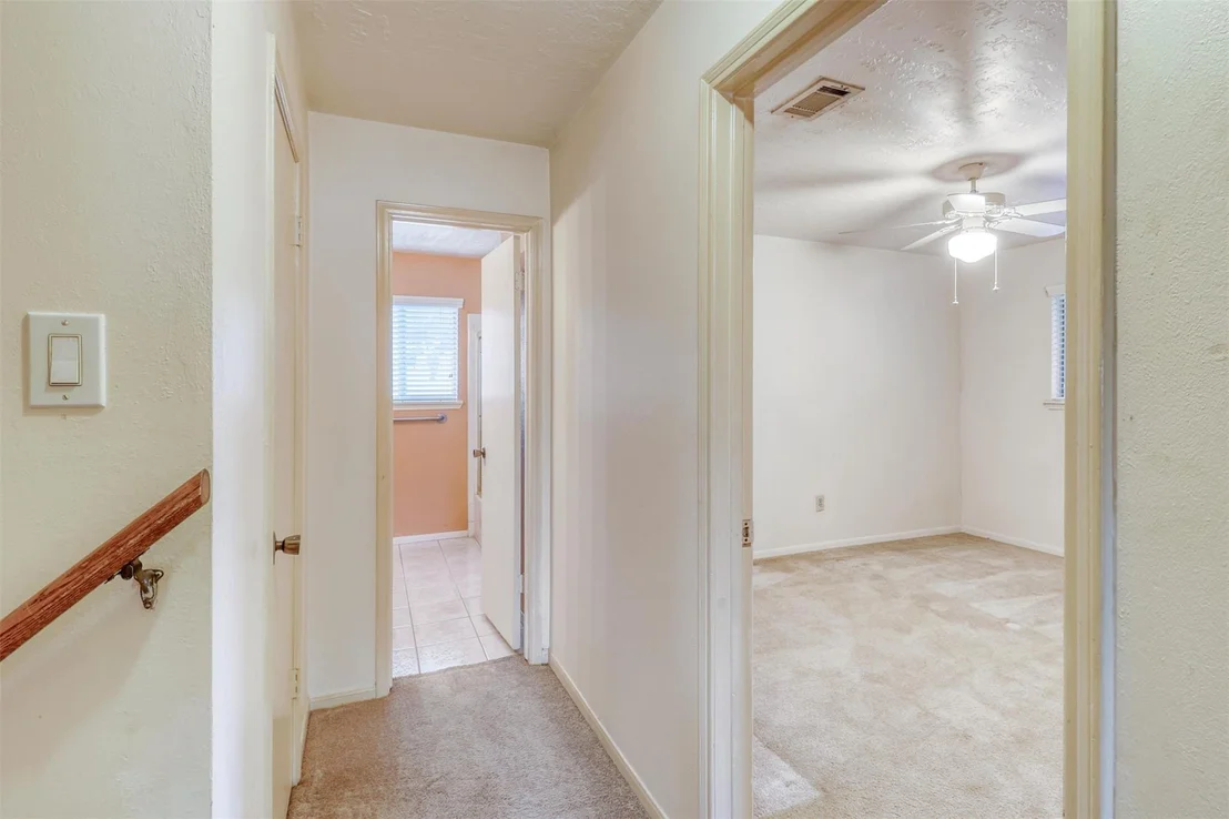 Photo of 534 Belwin Drive
