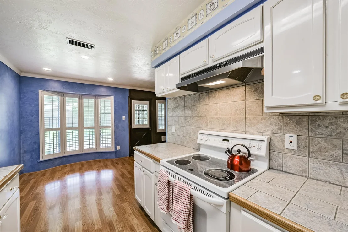 Photo of 7622 Eichler Drive