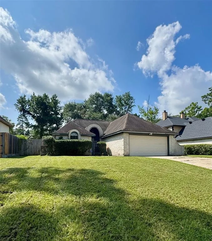 Photo of 2406 Shady Bayou Lane