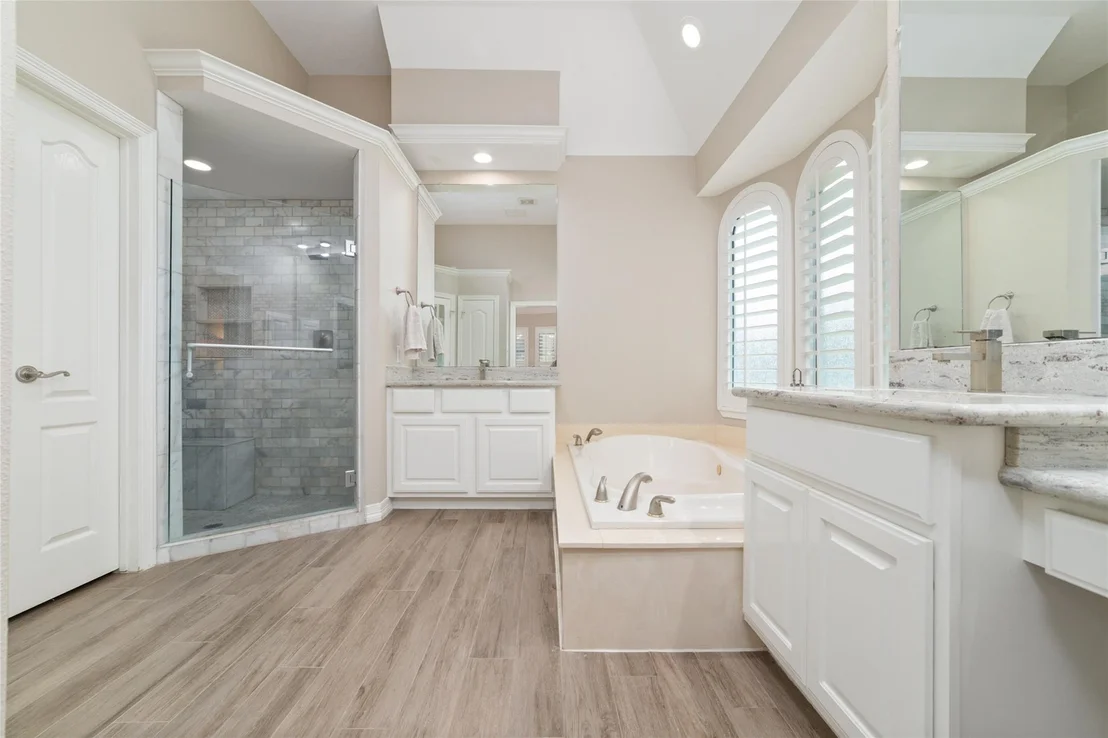 Photo of 17411 Rose Garden Trail