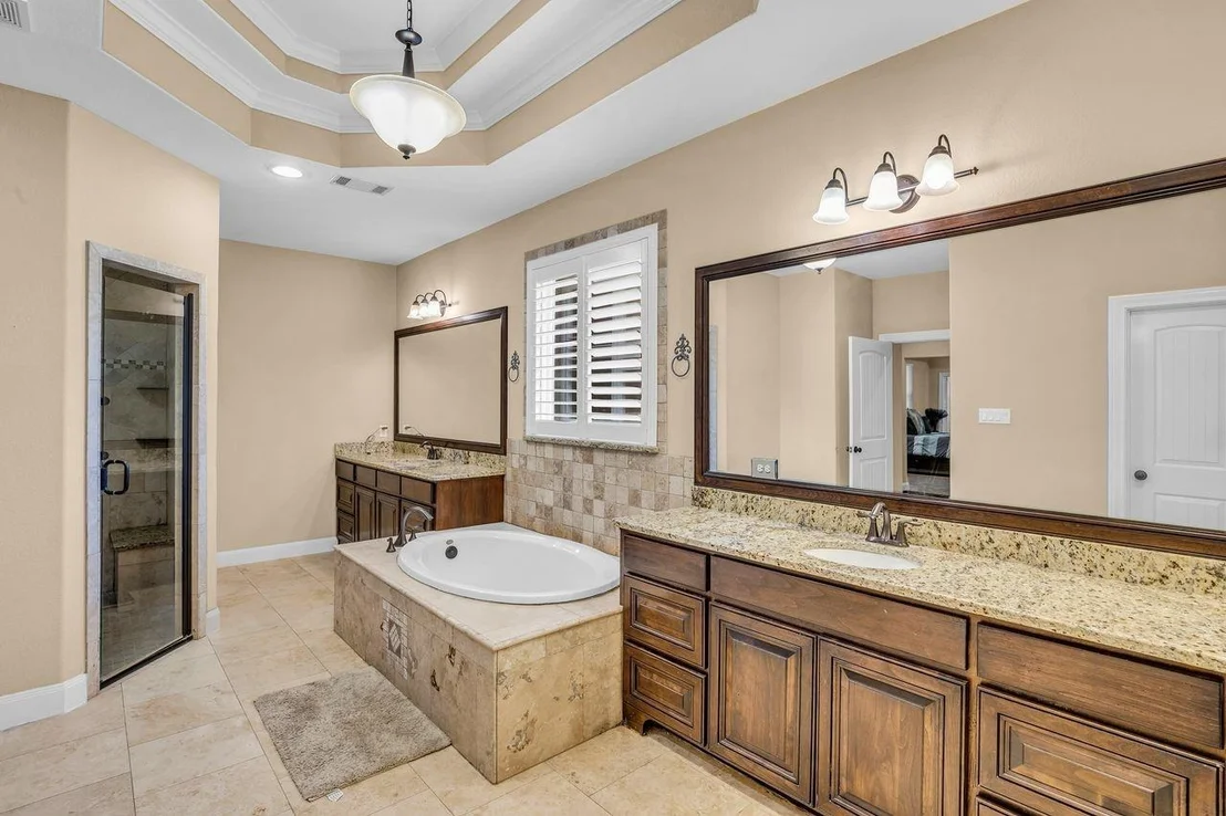 Photo of 16634 Savannah Drive