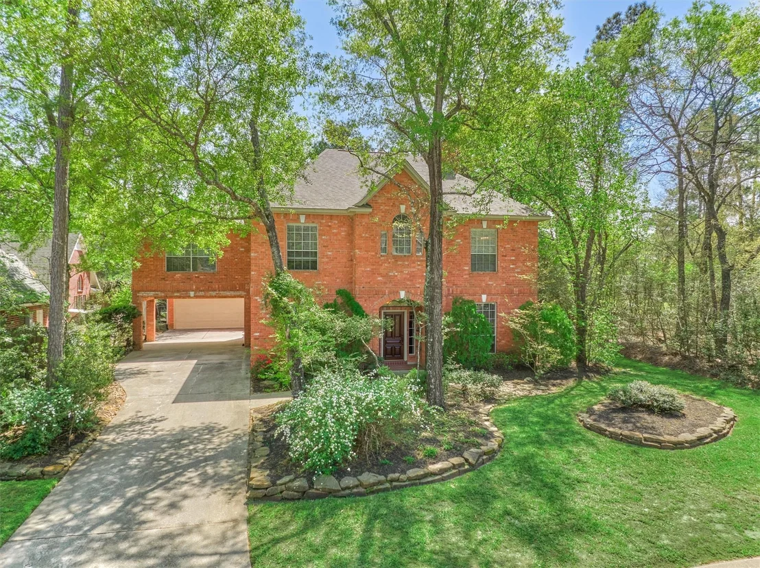 Photo of 115 E Shadowpoint Circle