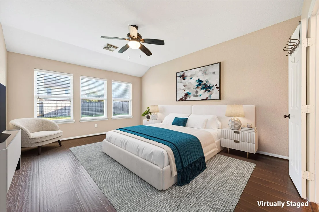 Photo of 21007 Pineda Circle