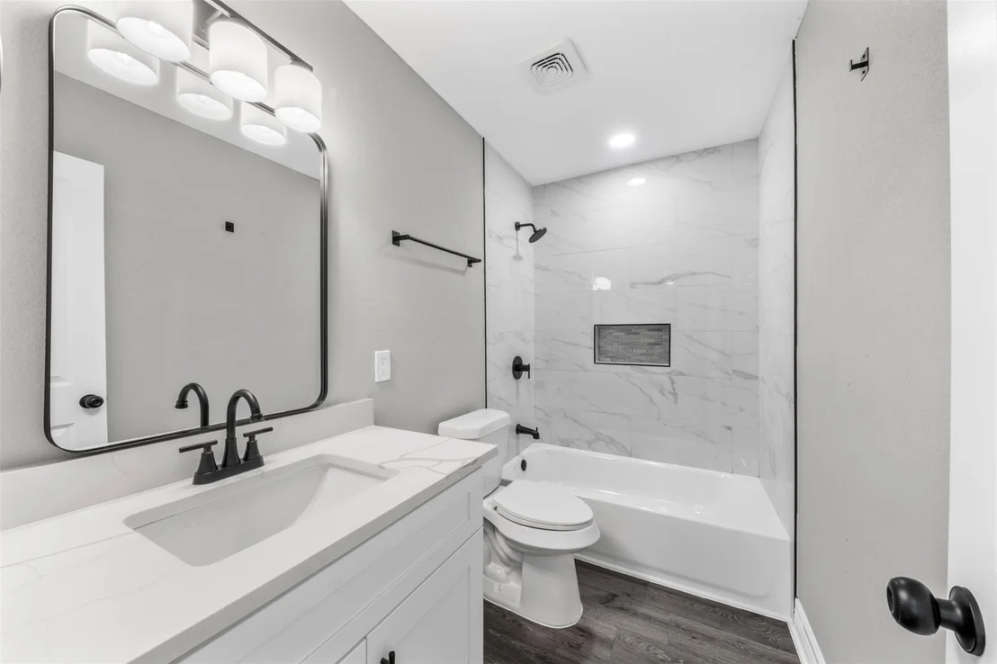Photo of 2616 Windsor Lane