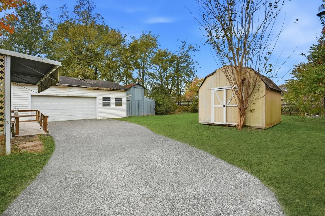 Photo of 304 Baker Drive