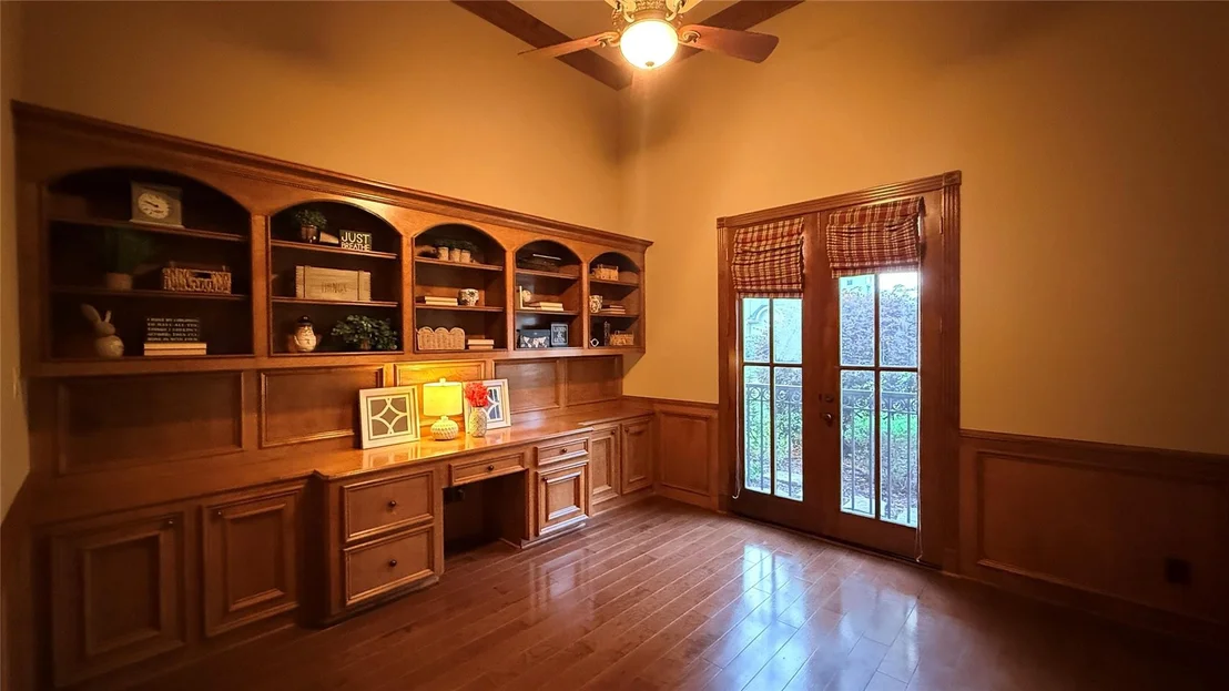 Photo of 8007 Sunset Falls Court