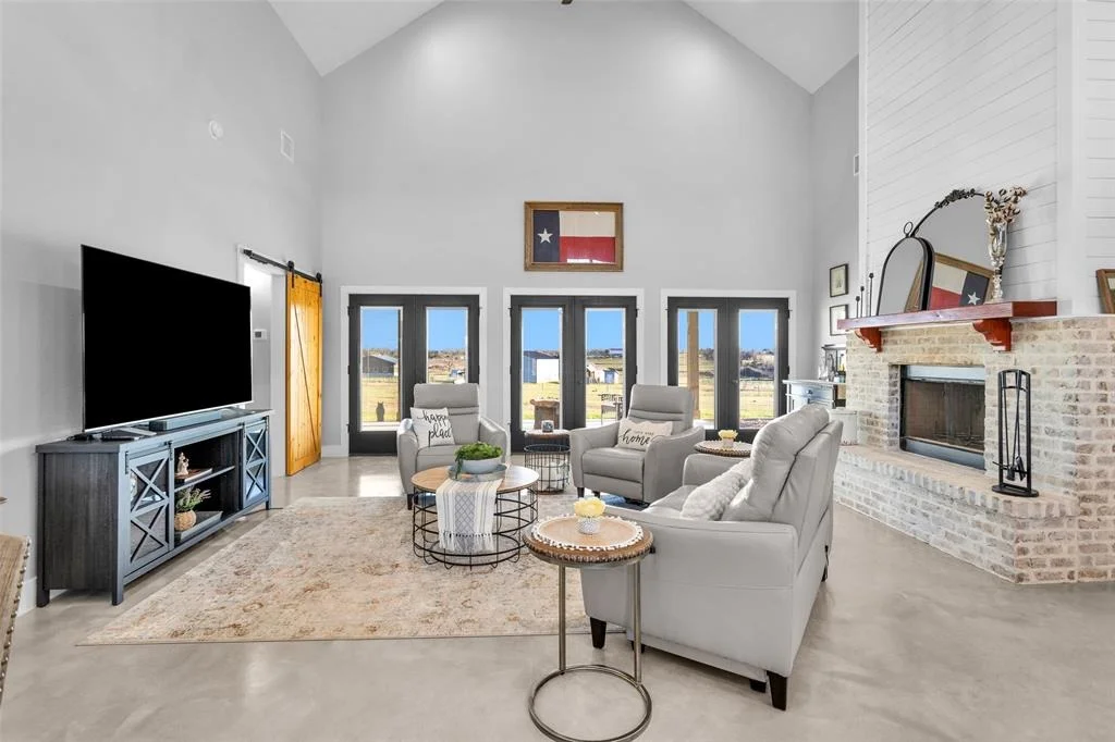 Photo of 5425 Horseshoe Drive