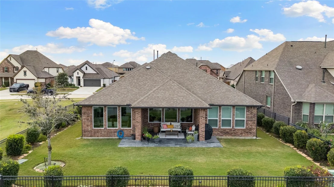Photo of 24718 Tanoureen Drive