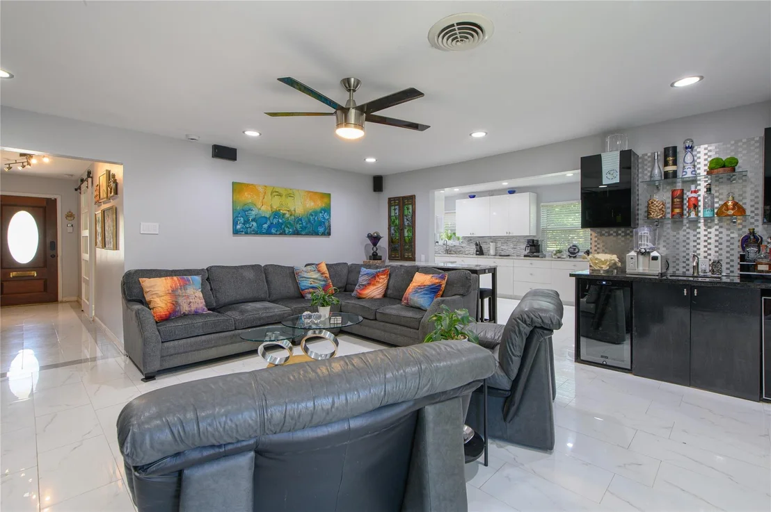 Photo of 5634 Edith Street